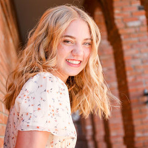 Meet your Posher, Clara